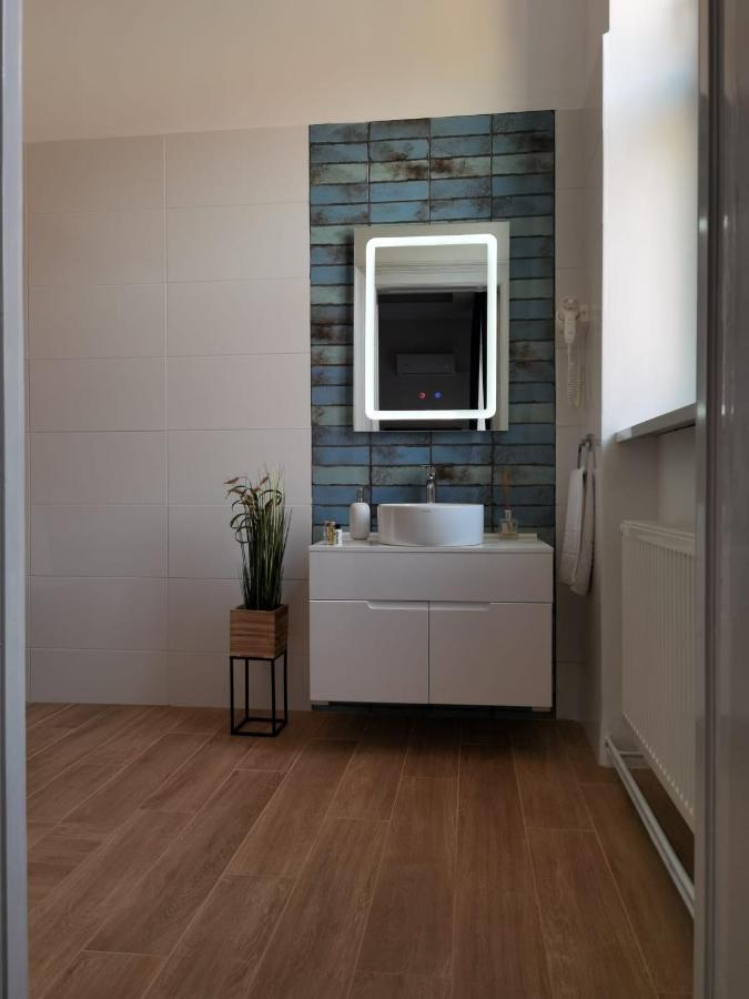 Zen Apartments Oradea Luaran gambar